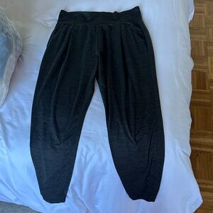 Black Vuori Joggers
